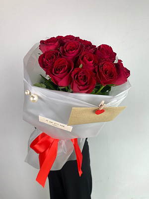 Кенийские розы 11 шт.в матовой плёнке