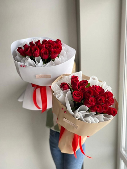 Кенийские красные розы 15 шт.