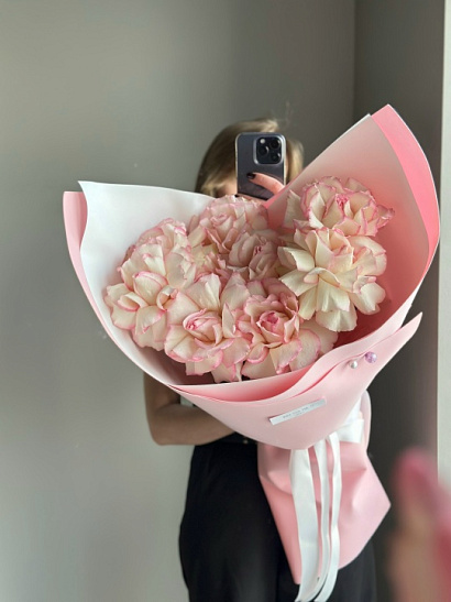 Авторский букет из эквадорских нежных роз Esperance