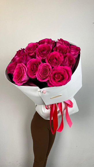 Яркие эквадорские розы