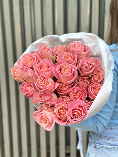 Охапка эквадорских роз Hermosa 60 см