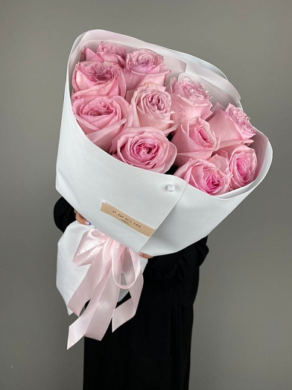 Пионовидные розовые розы Pink Ohara