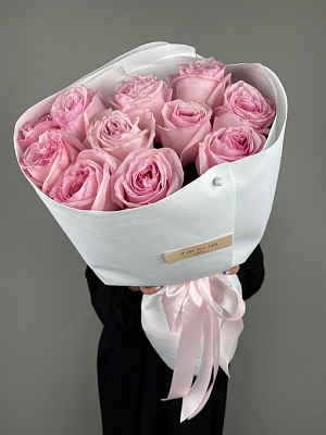 Пионовидные розовые розы Pink Ohara