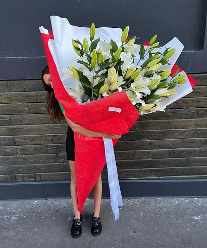 Гигантские лилии 9 шт.