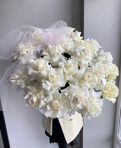 Корзина белоснежной красоты