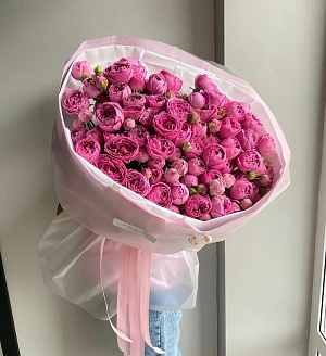 Малиновое мороженое (кустовые розы)