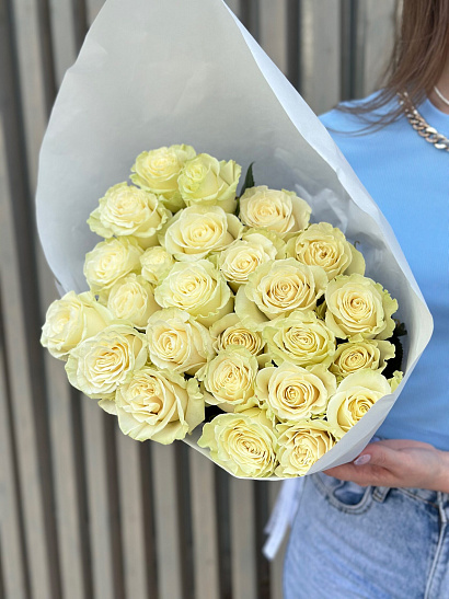 Мондиаль белая эквадорская роза