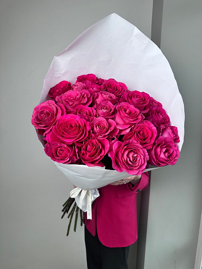 Охапка эквадорских роз Pink Floyd 60 см