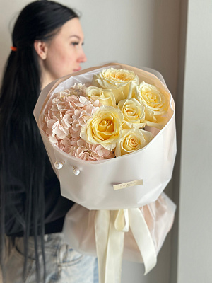 Авторский букет "Peony Blush"