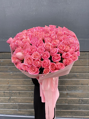 Эквадорские розы 81 шт.