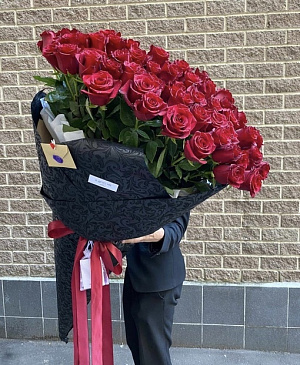 Охапка 51 красной розы