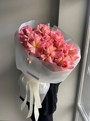 Эквадорские вывернутые розы Эрмоса 9 шт.