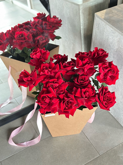 Эквадорские вывернутые розы без оформления